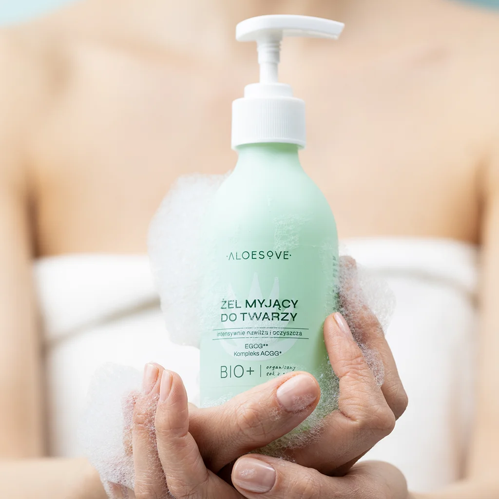 Vianek Aloesove Gel Detergente Viso 190 ml Pelle Sensibile